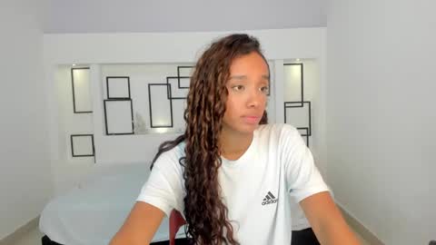 Namoi Smith online show from February 2025 09:05:02 AM