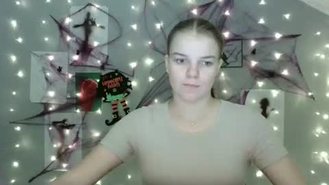 Nana online show from October 2025 08:10:01 AM