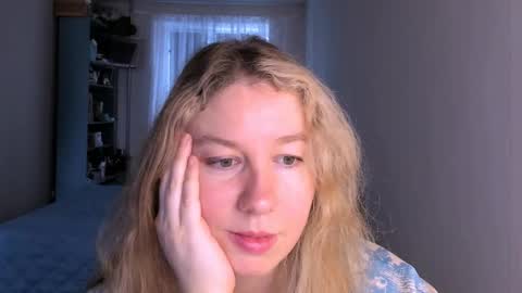 Nancy online show from April 2026 07:42:01 AM