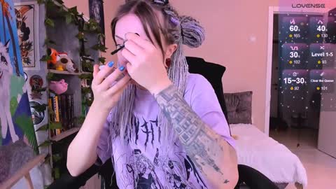 Monday-Friday 12-4 AM and 6-9 AM New York time online show from December 2024 08:54:02 AM