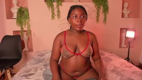 nanymoreno online show from October 2025 12:14:01 PM