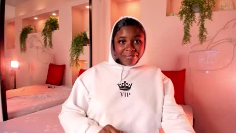 nanymoreno online show from November 2025 12:48:02 PM