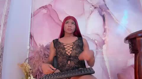 Snapshot of naomi_desire01 chatting on June 2026 06:23:02 PM naomi_desire01 online show from June 2026 06:23:02 PM
