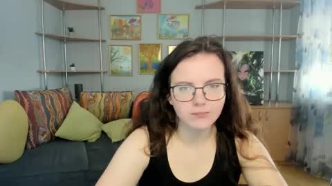 Snapshot of naomi_di chatting on June 2026 06:26:02 AM naomi_di online show from June 2026 06:26:02 AM