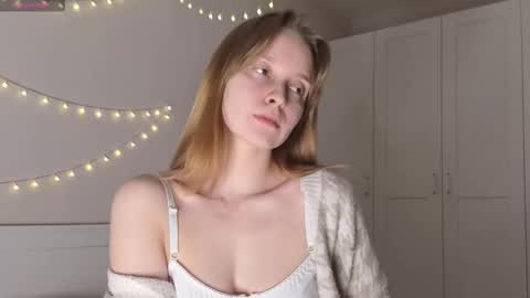 Naomi online show from November 2025 11:10:02 PM