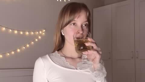 Naomi online show from March 2026 07:53:01 PM