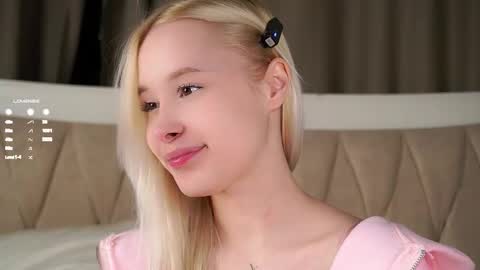 Angel online show from February 2026 01:21:02 PM