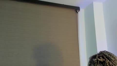 naomidawson online show from December 2025 01:45:01 AM