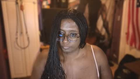 Naomi online show from November 2025 07:08:01 AM