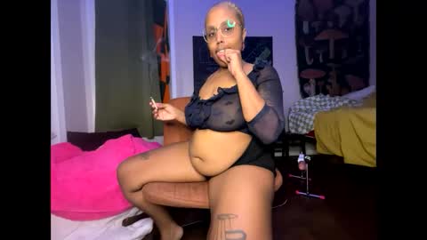 Snapshot of naomigiirl6 chatting on December 2024 11:48:01 PM Naomigiirl6 online show from December 2024 11:48:01 PM
