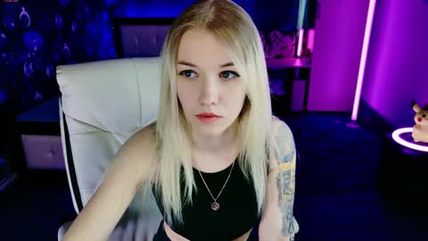 naomihita online show from April 2026 09:40:02 AM