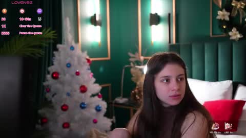 Naomi online show from December 2025 05:01:01 AM