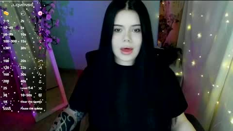 Snapshot of naomivibes chatting on May 2026 06:29:02 AM Naomi online show from May 2026 06:29:02 AM