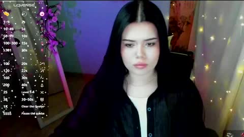 Snapshot of naomivibes chatting on May 2026 12:24:02 PM Naomi online show from May 2026 12:24:02 PM