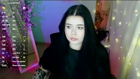 Snapshot of naomivibes chatting on May 2026 08:20:01 AM Naomi online show from May 2026 08:20:01 AM