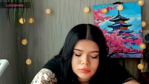 Snapshot of naomivibes chatting on June 2026 06:26:01 AM Naomi online show from June 2026 06:26:01 AM