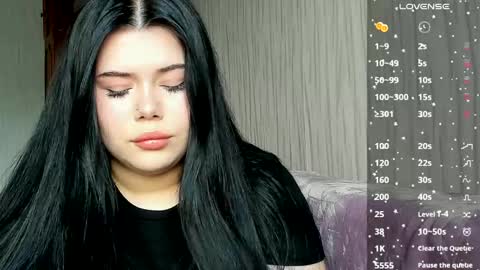 Snapshot of naomivibes chatting on June 2026 09:15:01 AM Naomi online show from June 2026 09:15:01 AM