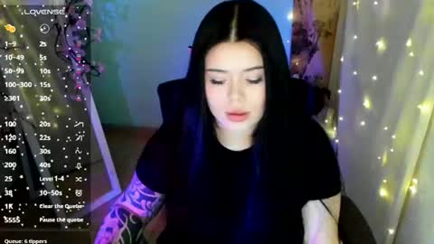 Snapshot of naomivibes chatting on June 2026 06:45:01 AM Naomi online show from June 2026 06:45:01 AM
