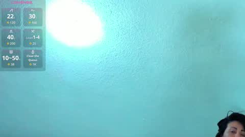 Naommy Matinz online show from October 2025 02:23:02 AM