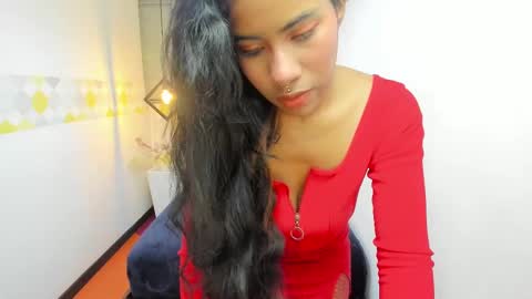 N A O M Y online show from February 2025 12:17:01 PM