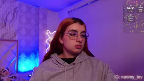 Naomy  online show from November 2025 06:12:02 AM