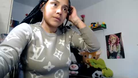 Snapshot of naomylux1 chatting on June 2026 07:57:01 PM naomylux1 online show from June 2026 07:57:01 PM