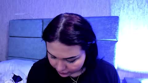 Naomy online show from February 2026 07:53:02 PM