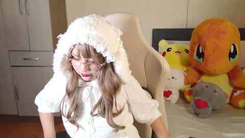 Naree online show from November 2025 01:28:02 PM