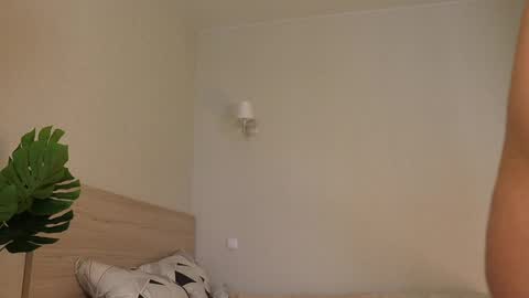 Nassy online show from April 2026 09:15:02 AM