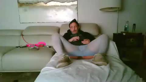 nassobout online show from February 2026 09:47:02 AM