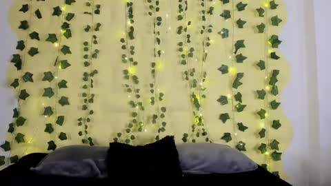 Snapshot of nastasha_nasty1 chatting on February 2025 10:48:01 PM Maira online show from February 2025 10:48:01 PM