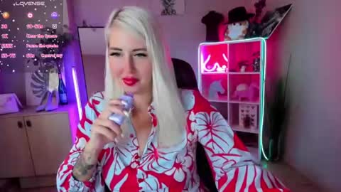 Snapshot of nastasya_cute chatting on July 2026 01:47:02 AM Nastya online show from July 2026 01:47:02 AM