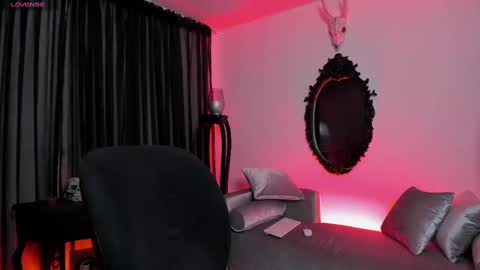 Goddess Alice online show from October 2025 04:02:02 AM