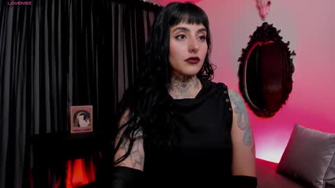 Goddess Alice online show from December 2025 07:15:02 AM