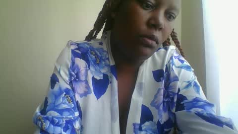 Paula online show from November 2025 09:29:01 AM