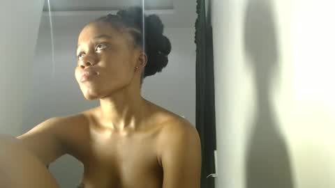 ella online show from March 2026 03:52:02 AM