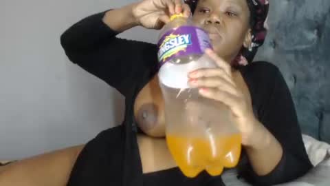 Kim online show from November 2025 11:26:01 PM