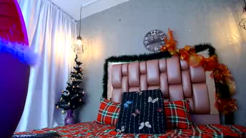 NATALI KIDMAN online show from December 2024 01:56:02 PM