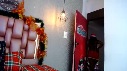 NATALI KIDMAN online show from December 2024 05:00:02 PM