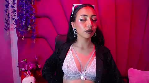 natalia pinkk online show from February 2026 03:21:01 AM