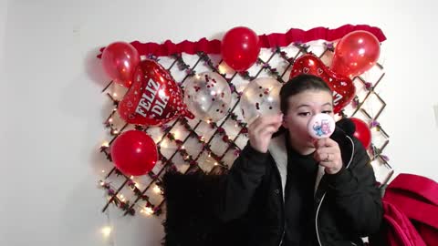 Natalia Walker online show from February 2026 02:03:02 PM