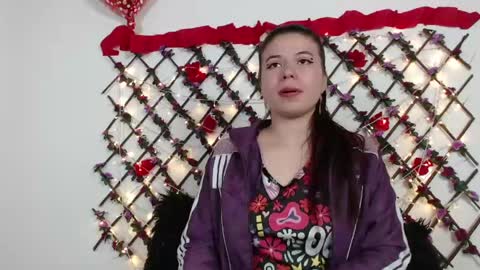 Natalia Walker online show from April 2026 05:28:01 PM