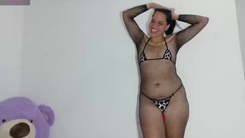 nataliavela online show from March 2026 05:15:01 AM