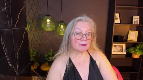 NataliCloud online show from April 2026 01:48:02 PM