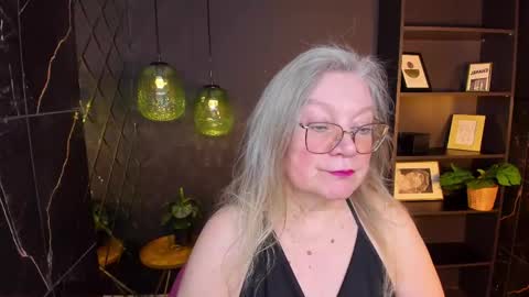 Snapshot of natalicloud chatting on April 2026 01:46:02 PM NataliCloud online show from April 2026 01:46:02 PM