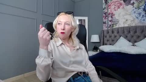 Natalie online show from March 2025 07:21:02 AM