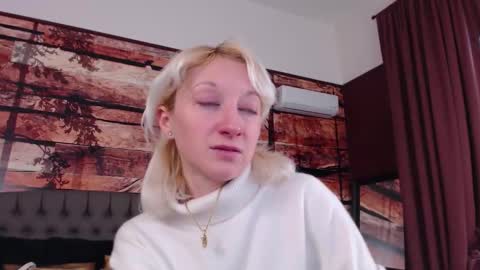 Natalie online show from February 2026 07:04:02 AM