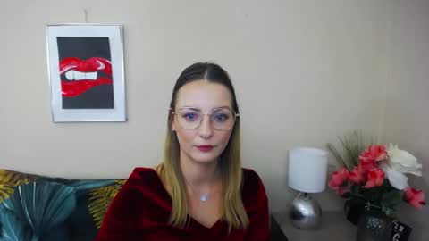 Snapshot of natalie_live chatting on February 2025 11:54:01 AM NatalieSexy online show from February 2025 11:54:01 AM