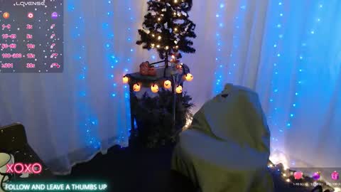 Snapshot of nataliebinx chatting on October 2025 03:46:01 PM NatalieBinx  Mr.D online show from October 2025 03:46:01 PM