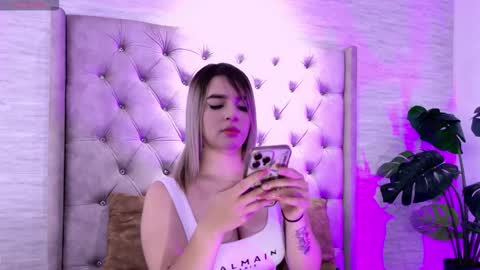 nataly_lblanck online show from October 2025 12:28:01 PM